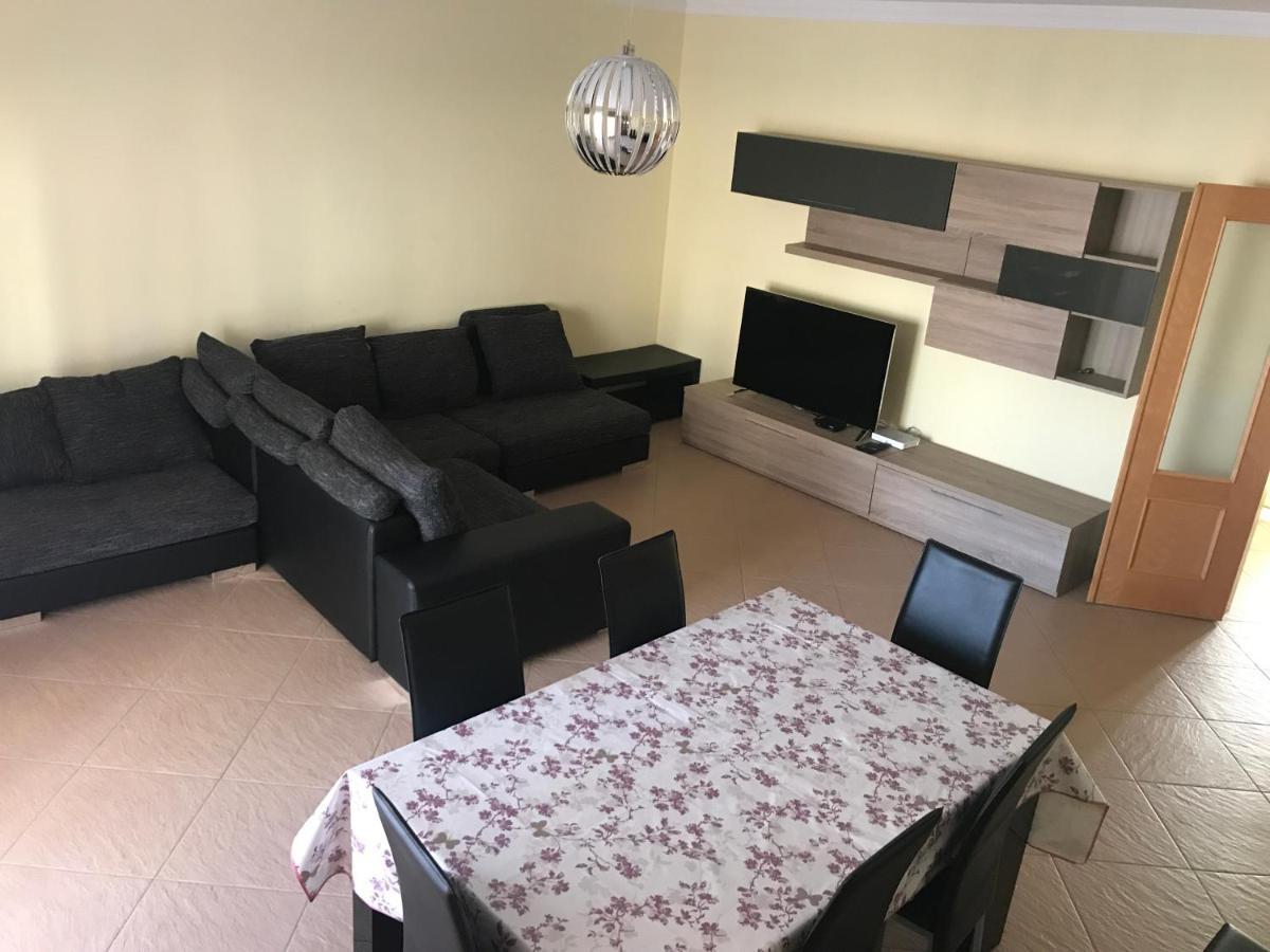 Apartamento T3 Al-Gharb Armacao de Pera Luaran gambar